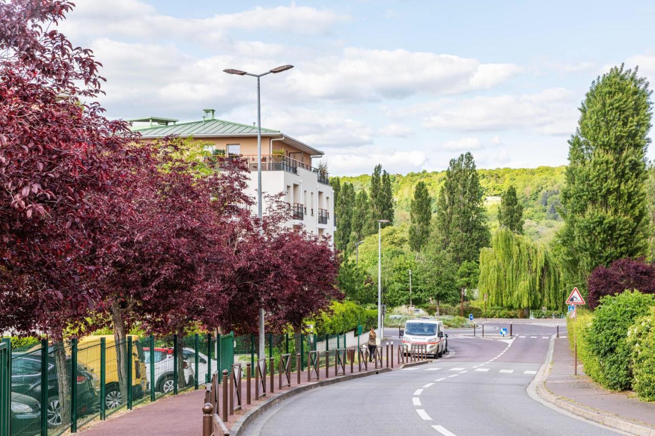 Chic Apart With Parking Apartment Mantes-la-Jolie Exterior photo